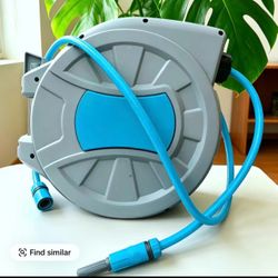 Brand New In Box 66ft Automatic Hose Reel