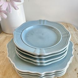 Set of 8 Blue Cottage Core / Farmhouse Dinner and Salad Plates