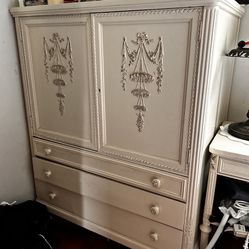 Antique Bedroom Set 