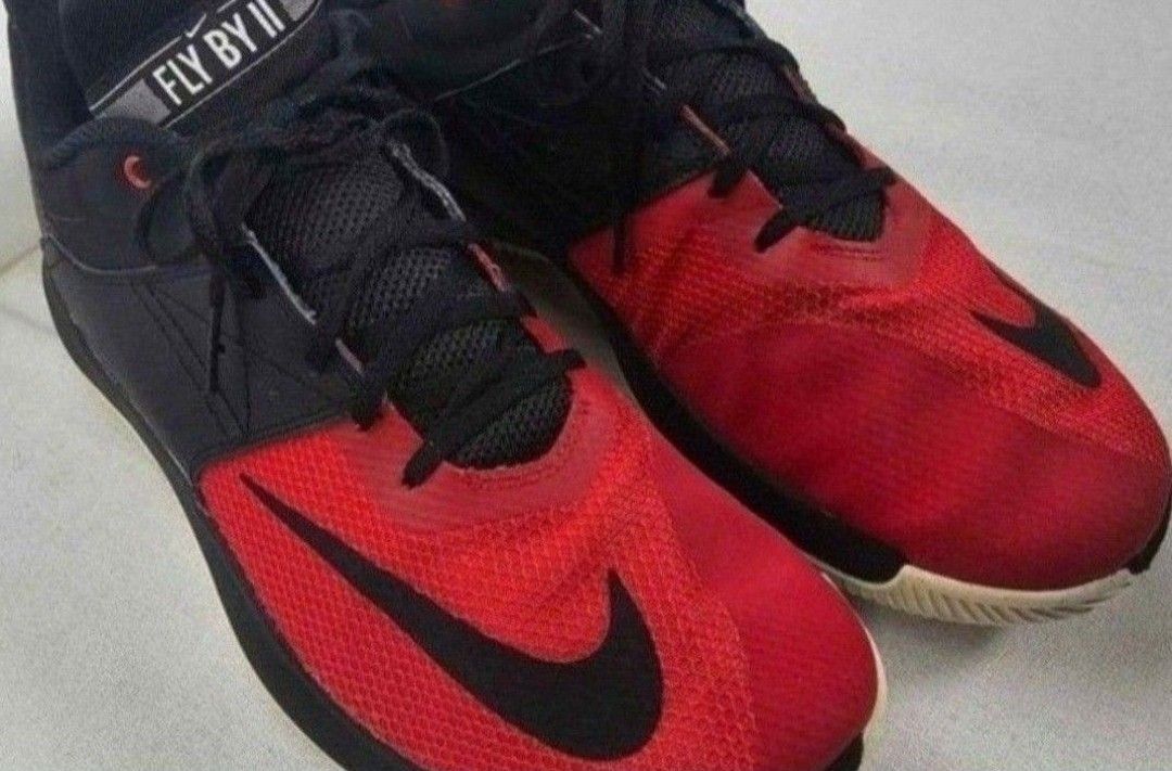 Nike Red and Black Fly By II Size 10 Nike Fly By II Size 10 - AJ5902-006 Color - Red,Black,White Shoes