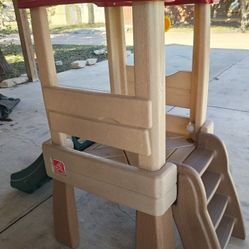 Step 2 TreeHouse Toddler Climber W/Slide 