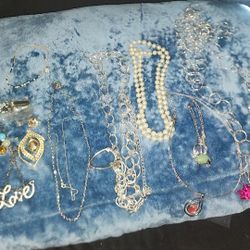 Fashion Jewelry Lot of 14 Pieces Wearable Necklaces, Pendants & Bracelets