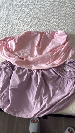2 Fitted bassinet sheets
