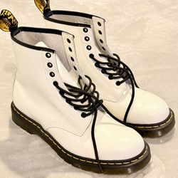 Dr. Doc Martens Combat, Men 11, White Leather 