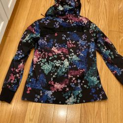 LULULEMON s 10