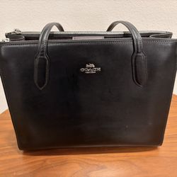 Coach black leather tote bag with silver hardware #leatherbag