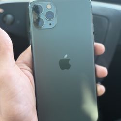 iPhone 11 Pro Max - 512 GB - UNLOCKED 