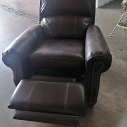  Recliner 