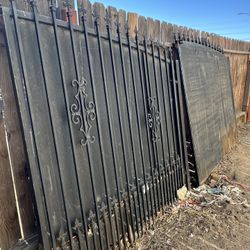 Gate