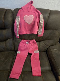 Girls Outfit Sequenced