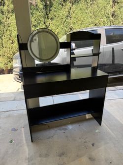 Black vanity