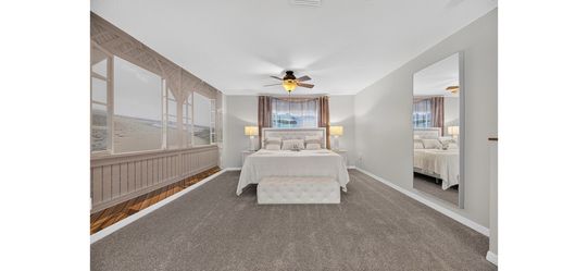 Split King sleep number with adjustable head.