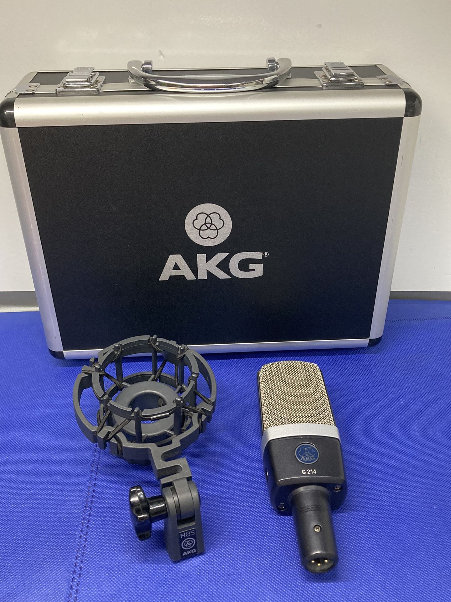 AKG Pro Audio C214 Professional Large Diaphragm Condenser Microphone