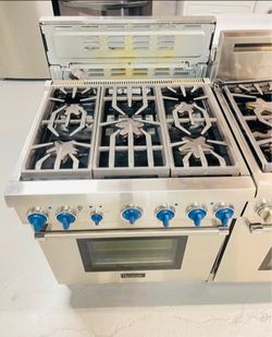 Thermador 30-inch wide stainless steel stove