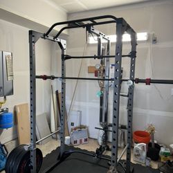Fitness Reality Squat Rack With Lat Pulldown 