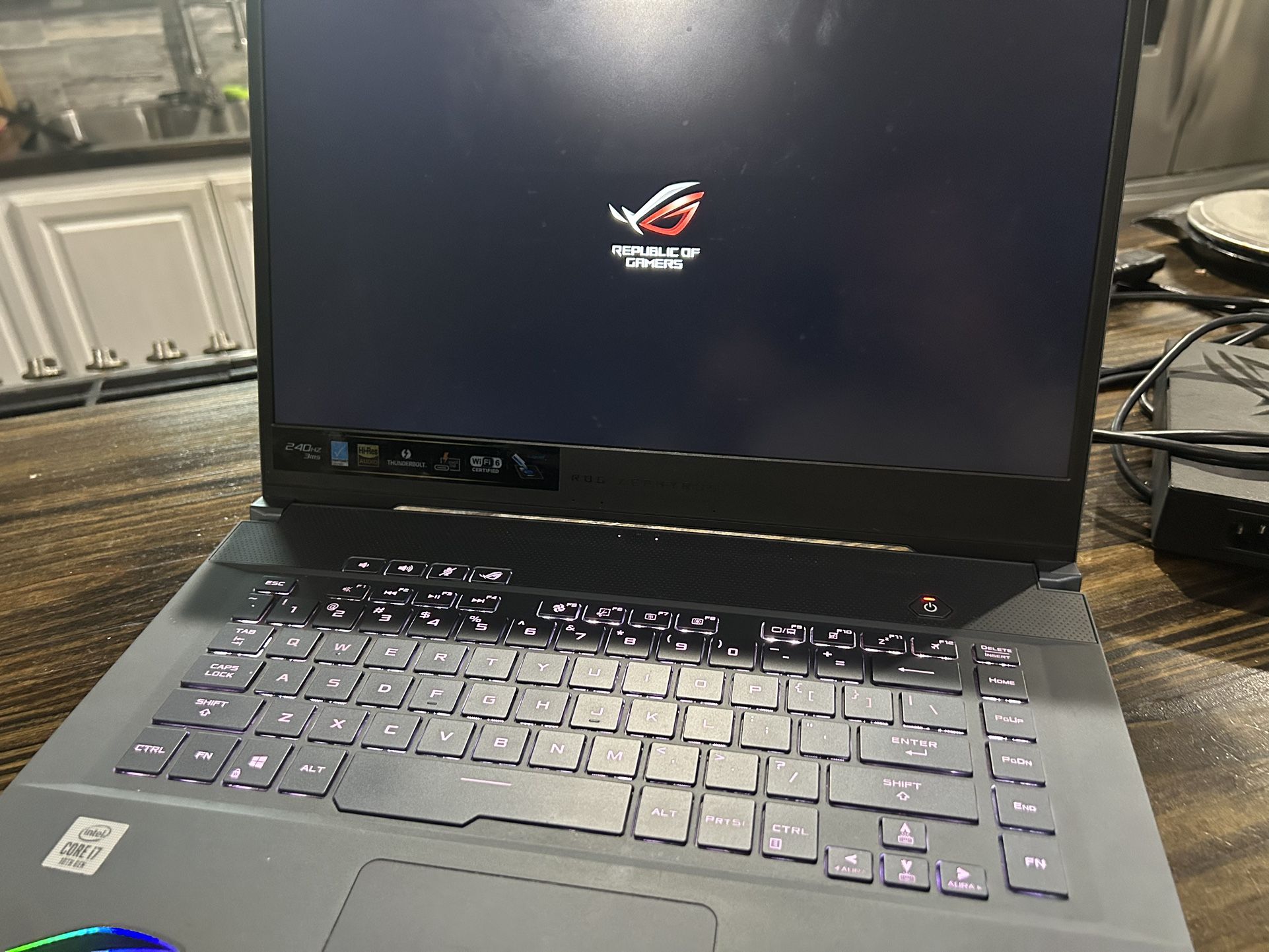 Asus Rog Zephyrus M15