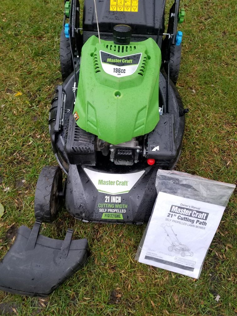 Mastercraft self 2025 propelled lawn mower