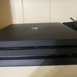 PS4 PRO 1TB