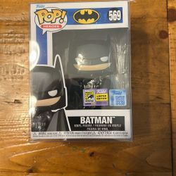 BATMAN FUNKO 569 SDCC 2025