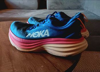 Ladies hokas bondi 5 running shoes