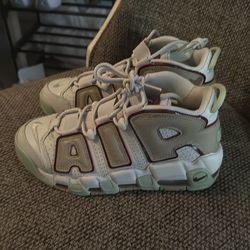 Women’s Throwback Nike Air High Tops size 7.5 Brand New