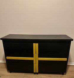 Black and Gold 6 drawer dresser