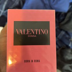 Valentino Perfume 