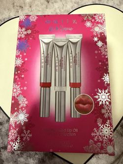 BRAND NEW MALLYS 3 PC (FULL SIZE) LIP GLOSSES