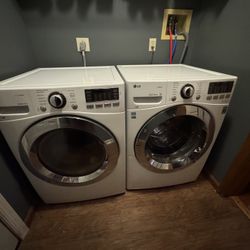 LG Efficient Front Loading Washer And Dryer 