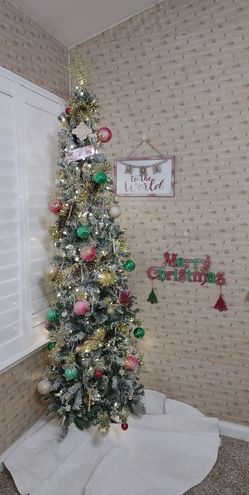 Flocked Christmas Tree (Snow) - Slim - Barely Used