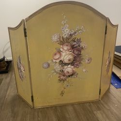 VINTAGE FLORAL SCREEN