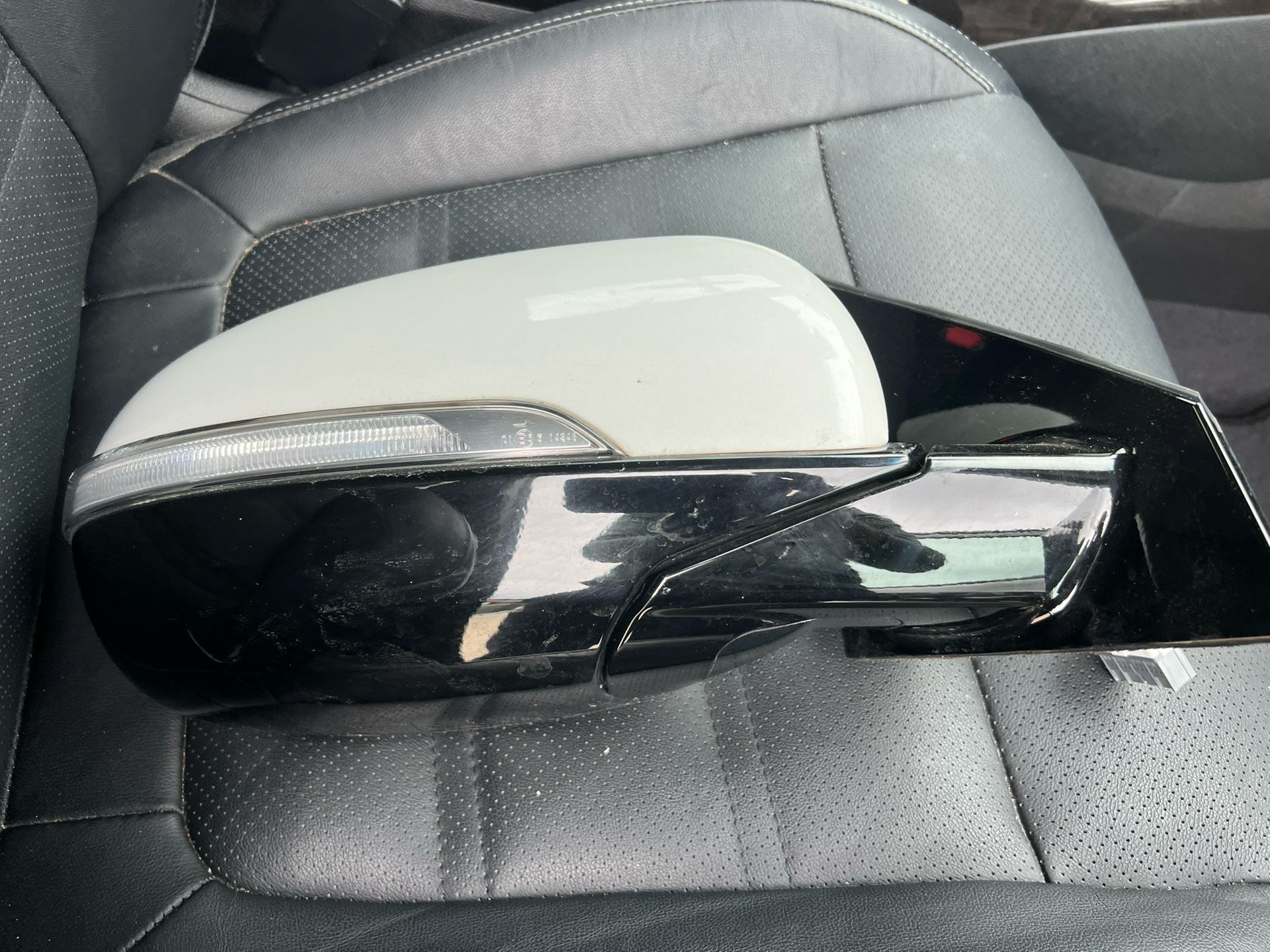 Kia Sorento 2016 Passenger Side Mirror 