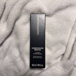 Bare minerals Tinted Moisturizer 