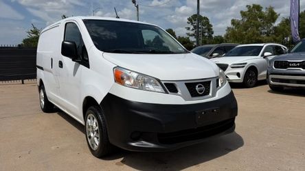 2017 Nissan NV200