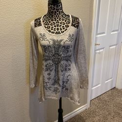 Womens Vocal Tunic Top With Bling Cross/leopard, Size M, $15