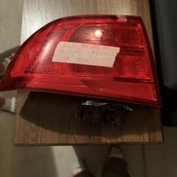 2006 Acura TL Driver Left Rear Tail Light Used $40