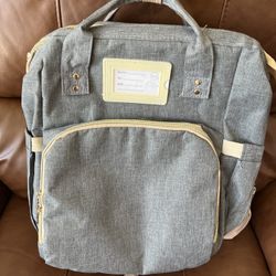 Diaper Bag / Becomes A Changing Pad Crib