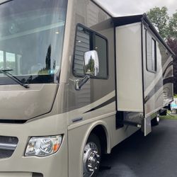 2015 Winnebago￼ Sightseer  G 35