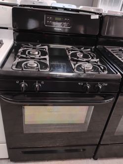 Black color gas four burners with warranty Delivery Available fee depends on address 🛣️🏠🛻