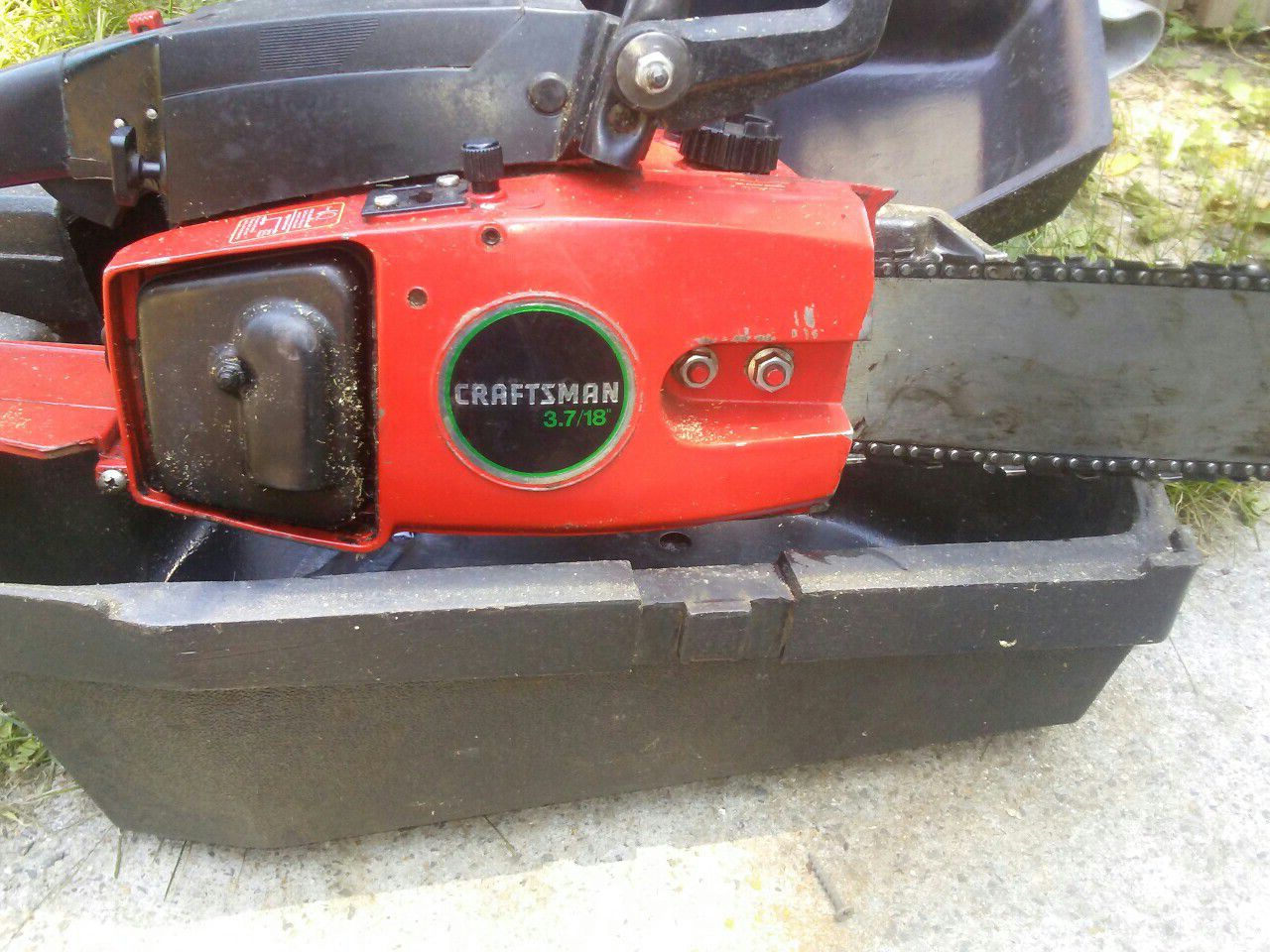 Craftsman 18 in commercial chainsaw.