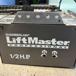 Chamberlain LiftMaster Pro garage door opener + rail