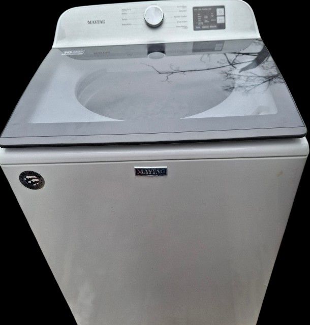 6Month Old Maytag GlassTop Washer 5.2cbft Capacity! 