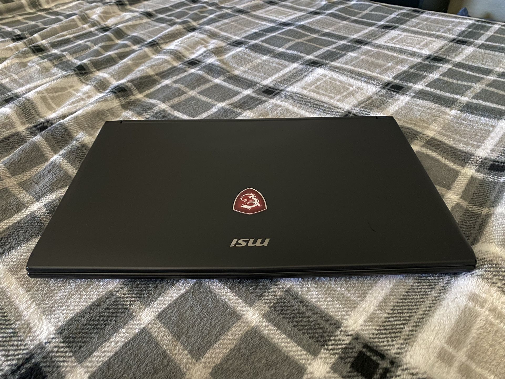 MSI Gaming Laptop (with mouse & carrying bag)