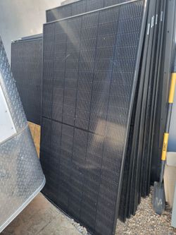 Qcell 410 Solar Panel