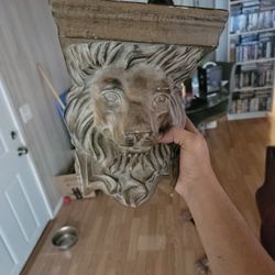 Wooden Lion Wall Mount