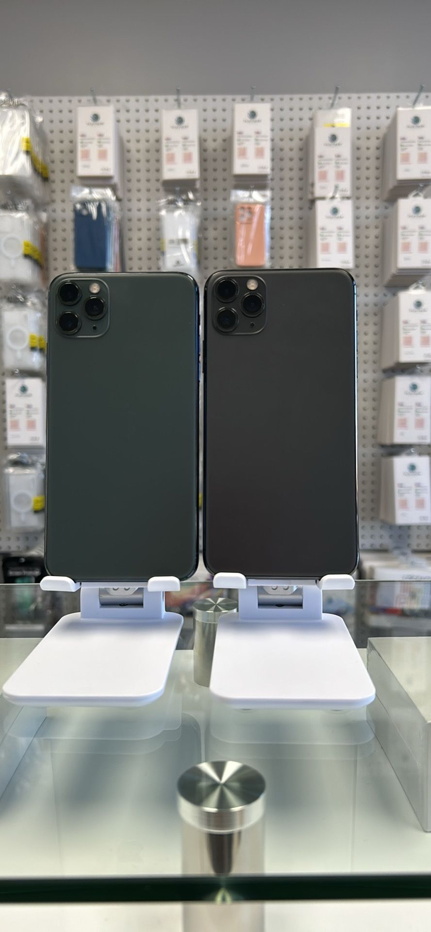 CHRISTMAS SALE!📲🎄 iPhone 11 Pro Max 64Gb Unlocked Like New