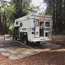 2001 Lance 845