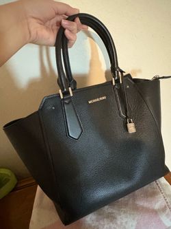 Michael Kors Tote and Wallet Set