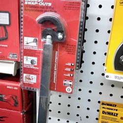 MILWAUKEE 1 - 1/4" BASIN WRENCH