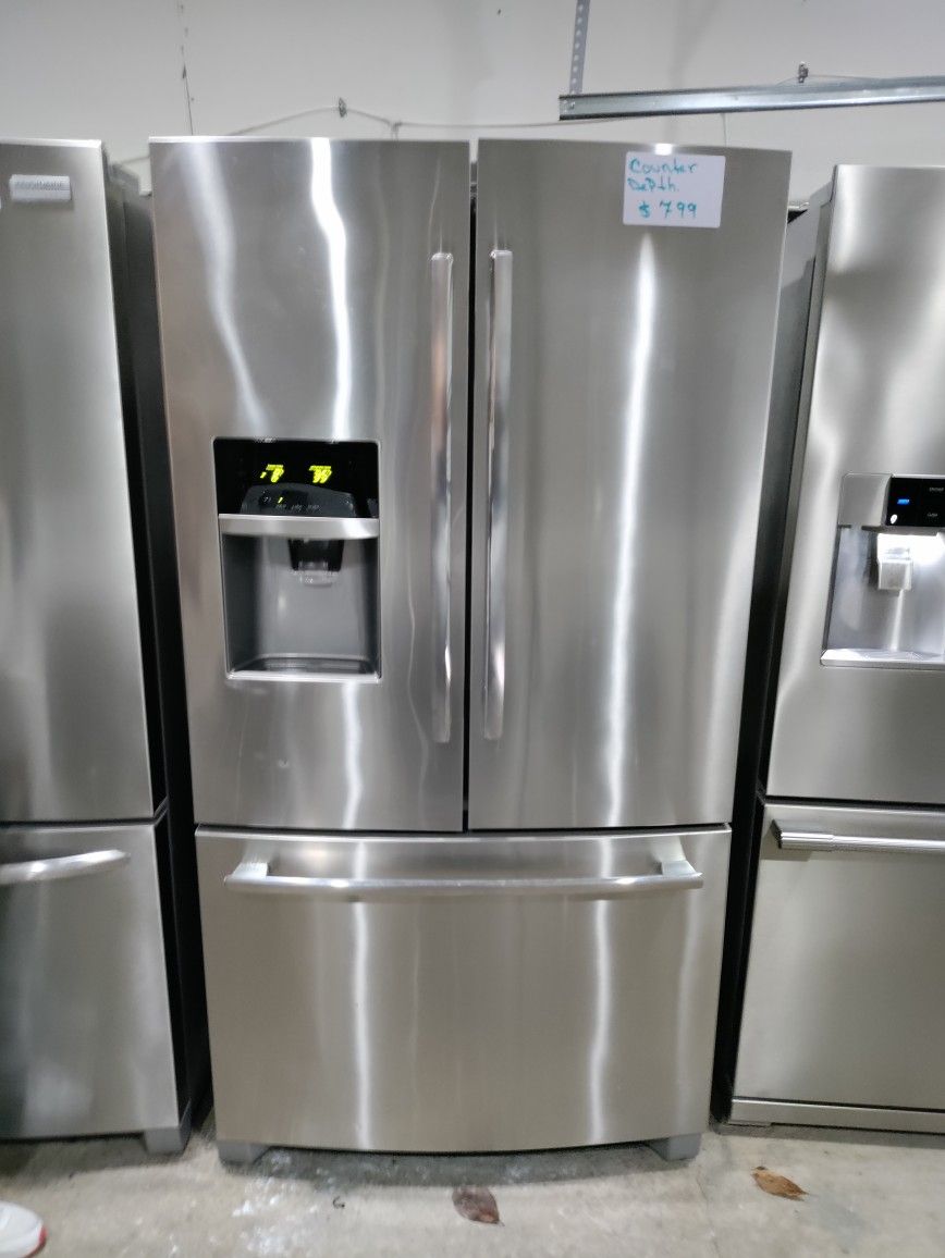 Frigidaire Stainless Steel Refrigerator for Sale in Snellville, GA OfferUp